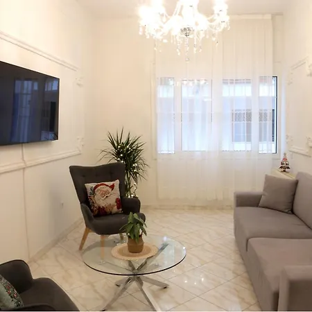 White Tower Family With Jacuzzi - Perfect Hospitality Apartment