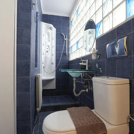 Apartment White Tower Family With Jacuzzi - Perfect Hospitality Thessaloniki