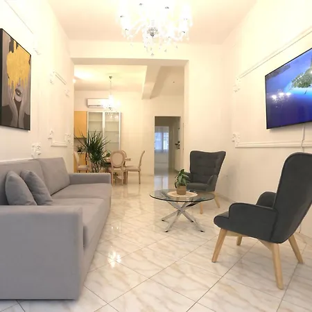 Apartment White Tower Family With Jacuzzi - Perfect Hospitality *