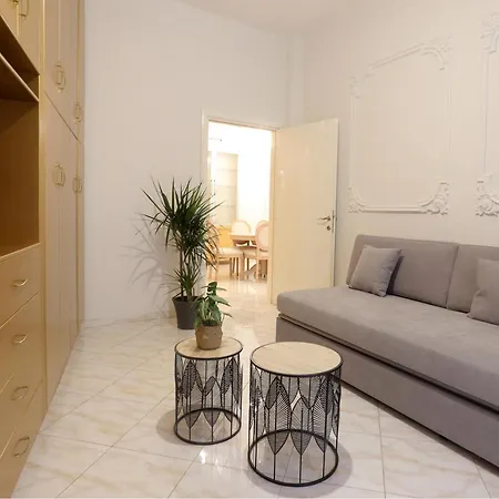 White Tower Family With Jacuzzi - Perfect Hospitality Apartment