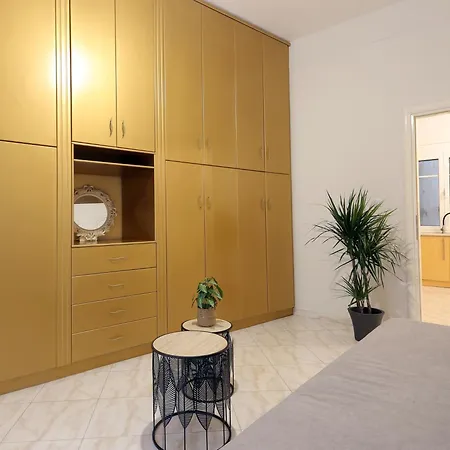 Apartment White Tower Family With Jacuzzi - Perfect Hospitality *