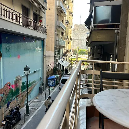 White Tower Family With Jacuzzi - Perfect Hospitality Θεσσαλονίκη